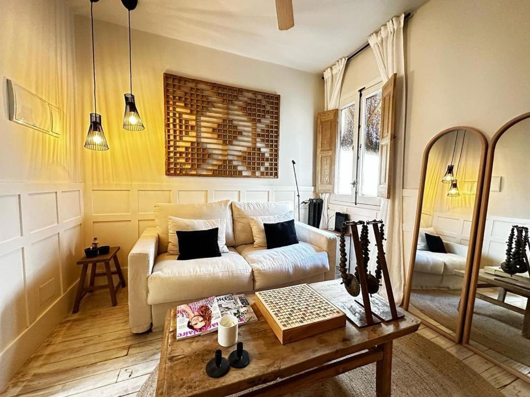 Apartmán Boutique Embajadores Madrid Exteriér fotografie